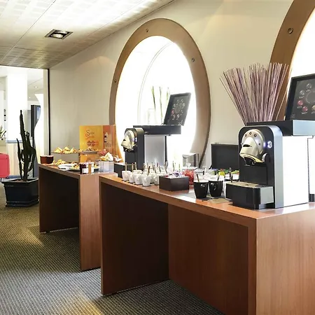 ノボテル カン コート ドゥ ナクル