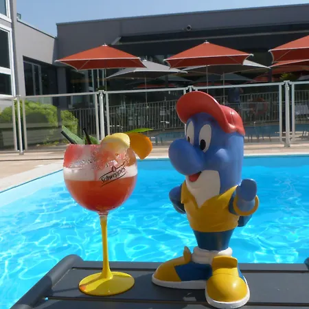 ホテル ノボテル カン コート ドゥ ナクル カーン