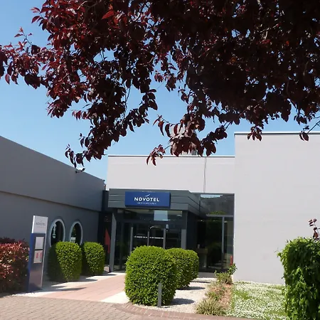 Hotel Novotel Cote De Nacre