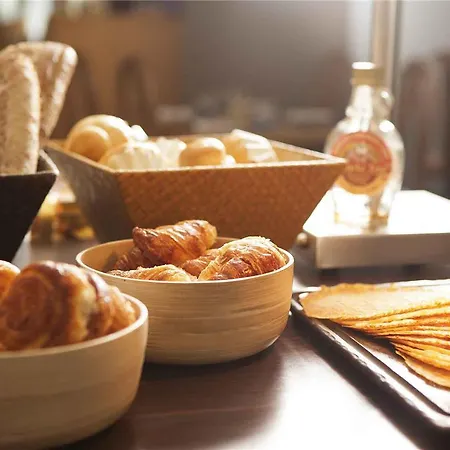 Novotel Cote De Nacre Hotel Caen