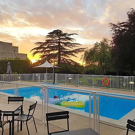 Szálloda Novotel Cote De Nacre
