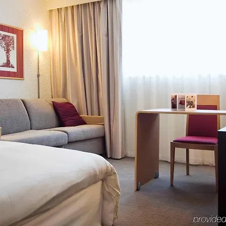 Hotel Novotel Côte De Nacre 4*