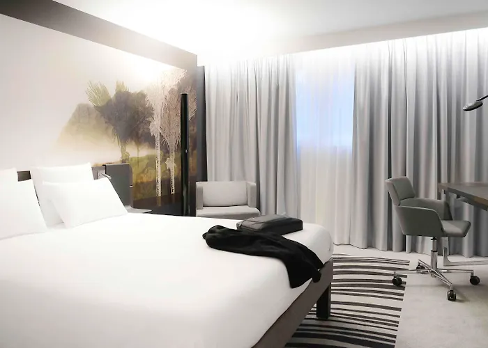 Hotel Novotel Cote De Nacre 4*